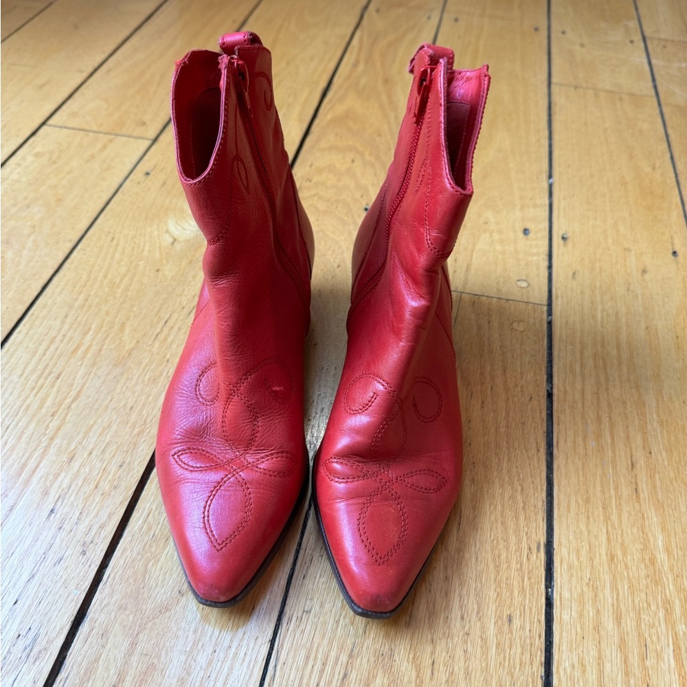 Women’s Red cowboy bootie Leather 7-7.5